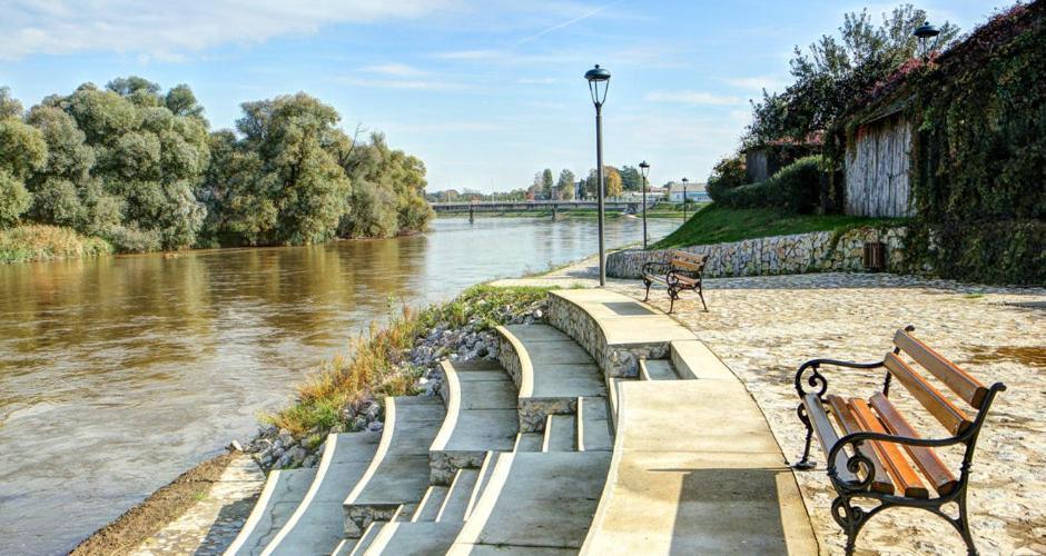 Schloss Mursko Sredisce Exteriör bild