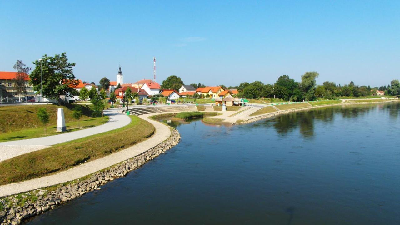 Schloss Mursko Sredisce Exteriör bild